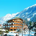 Chalet-hotel Hermitage Otel 4*