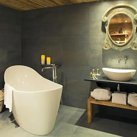 Ξενοδοχείο Chalet-hotel Hermitage 4*