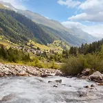 Отель Chalet-hotel Hermitage 4*