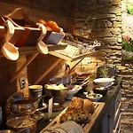 Chalet-hotel Hermitage Отель 4*